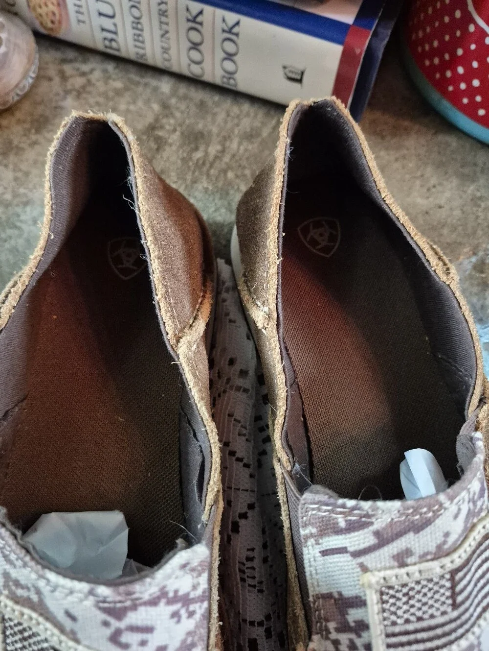 Ariat new without